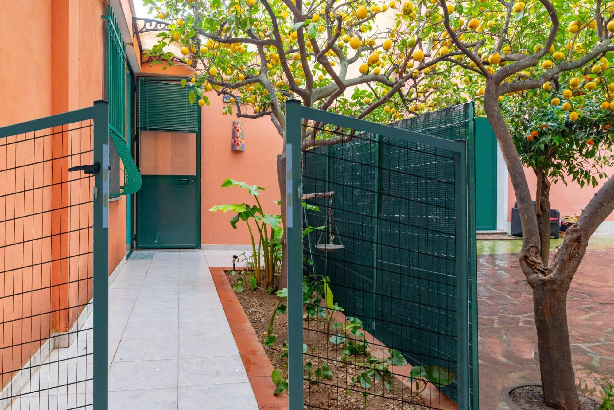 Rivierarent Bettina Holiday Finale Ligure Exterior photo